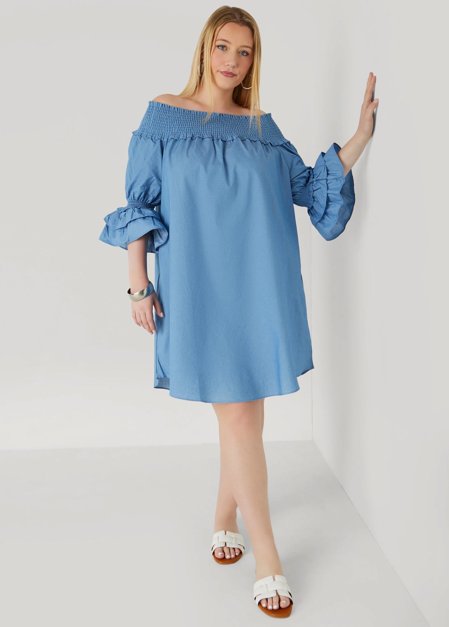 Robe en chambray à épaules dénudées